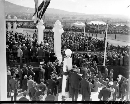 Royal Visit, May 1927 - Troops, spectators and Army Band outside Parliament House and official guests