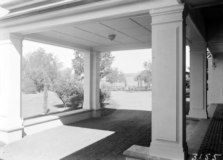 Gardens of Government House Yarralumla from the porte cochere.