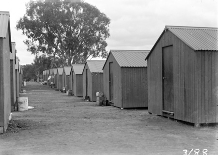 Workmen's huts. Molonglo Camp.