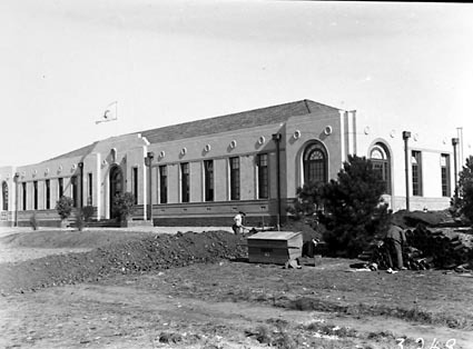 Forestry School frontage of the Australian Forestry School at Banks Street, Yarralumla