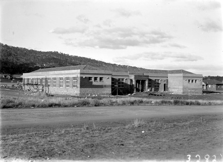 Ainslie School under construction