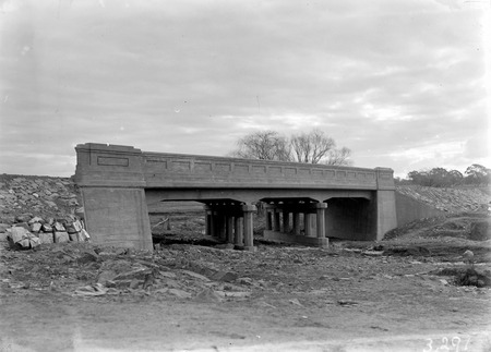 Bridge on the Barton Highway at Ginninderra