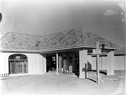 Garage in Mort Sreett with petrol pump. L.H.Rudd and D.E.Limburgh, Architects