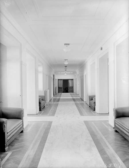 A corridor in Parliament House showing rubber floor covering.