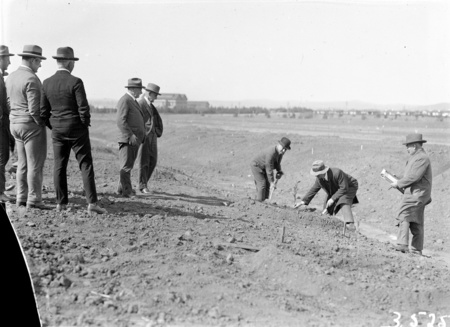 Tree planting ceremony in Brisbane Avenue by members of the Commercial Travellers Association.