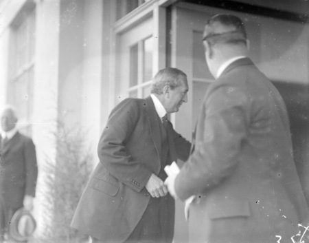 The Right Honorable Stanley Melbourne Bruce opening the Ainslie School in September 1927.