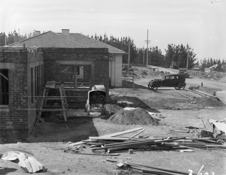 Construction, Mount Stromlo.