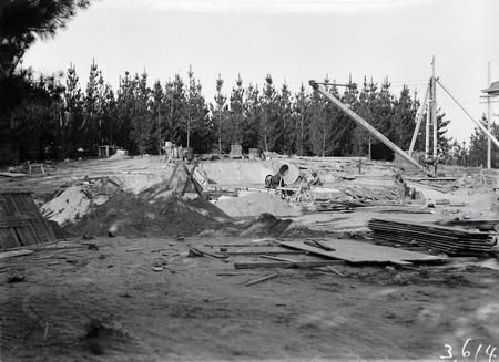 Construction, Mount Stromlo Observatory showing builders crane, W H Mason.
