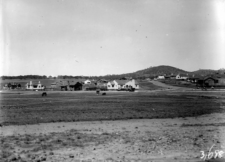 Houses, Reid