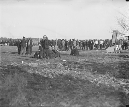 Crowds at the Australian Rules Football final.