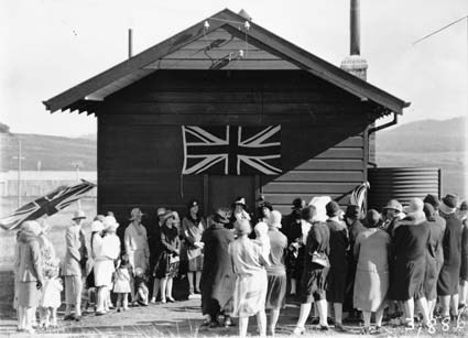 Meeting of the Mothercraft Society at the Baby Heath Centre, Molonglo Settlement,Eastlake