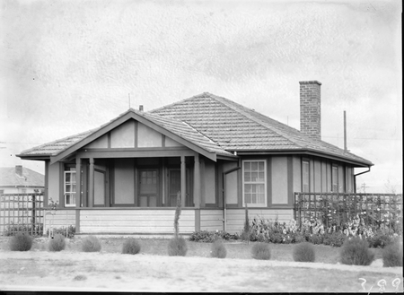 Canberra house. FCC Type 25 T2.