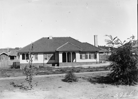 Canberra house, National Circuit, Forrest.