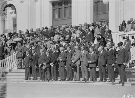 ANZAC Day parade, Parliament House. Part of the crowd.