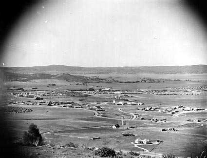 View from Red Hill over Manuka and Kingston to Duntroon