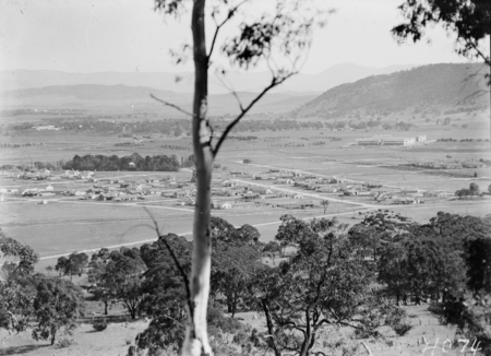 Reid and Civic Centre from Mount Ainslie.