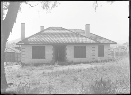 FCC cottage in Blandfordia.