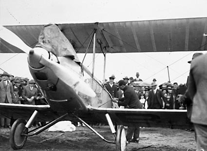Visit of Kingsford Smith in Southern Cross - One of the escorting planes, Avro Avain Cirrus