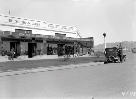 Giles Street Kingston looking south, Southern Cross Dining Rooms