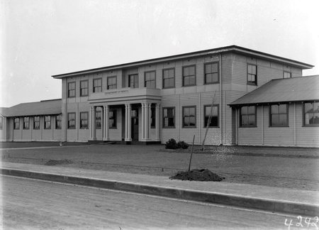Census and Statistics (Jolimont) building in Civic Centre, (then Dep't of Works)