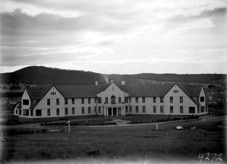Hotel Ainslie,Limestone Avenue ,Ainslie
