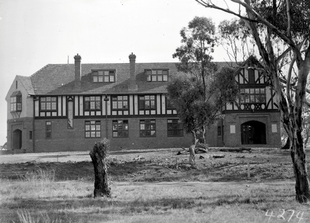 St.Gabreils  Church of England Girls Grammar School, Empire Circuit, Deakin