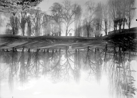 Golf Links, Molonglo River, winter scene