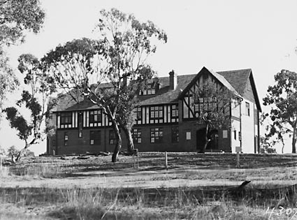 St.Gabreils  Church of England Girls Grammar School, Empire Circuit, Deakin