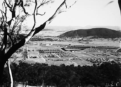 Reid and  Braddon from Mount Ainslie,Ainslie Hotel and Civic buildings on left