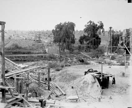 Sewerage mains excavations, Weston Creek