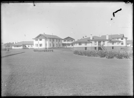 Hotel Canberra from the south-east.