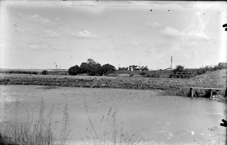 Kingston Power House weir for cooling water in the Molonglo River - Water feed pipes on right
