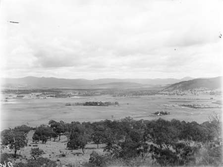 Panorama from Mount Ainslie towards Civic and Braddon.