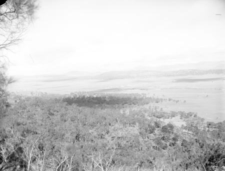 Panorama from Mount Ainslie toward Kingston.