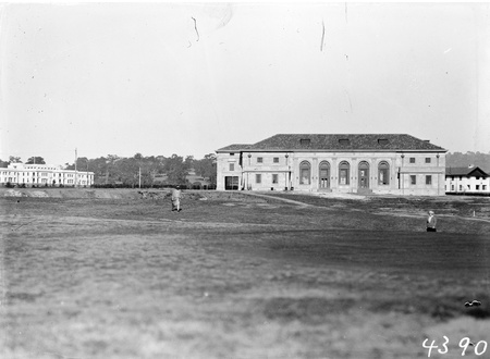Albert Hall from north, West Block on left, Canberra Hotel behind.