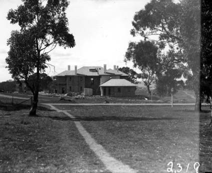 Prime Minister's Lodge, Adelaide Avenue, Deakin