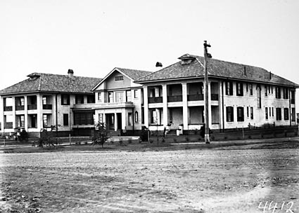 Hotel Wellington, National Circuit,Forrest