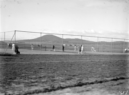 Tennis Courts on Canberra Avenue, Kingston (Eastlake Tennis Club).