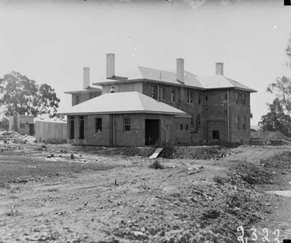 Prime Minister's Lodge, Adelaide Avenue, Deakin