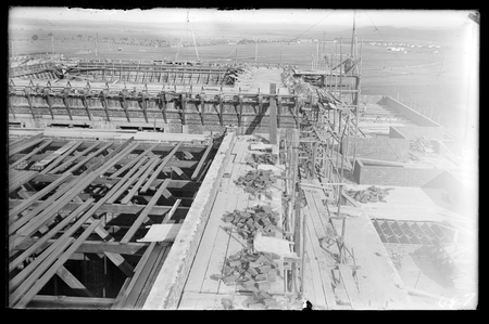 Parliament House under construction from roof.
