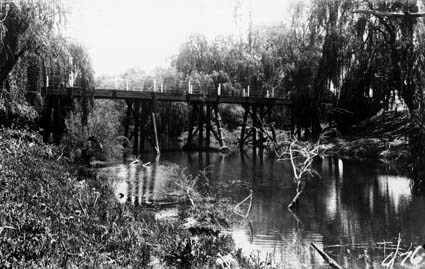 Original Commonwealth Avenue Bridge, built 1916 - Replaced by a new bridge following the floods in 1922