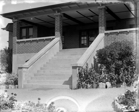 Entrance of homestead at Cuppacumbalong Homestead