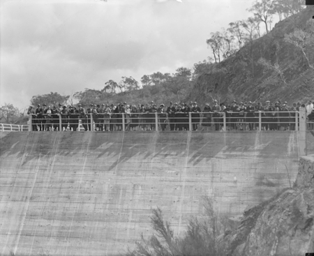 Tour of Canberra by the Victorian Branch of the English Speaking Union, at the Cotter Dam wall.