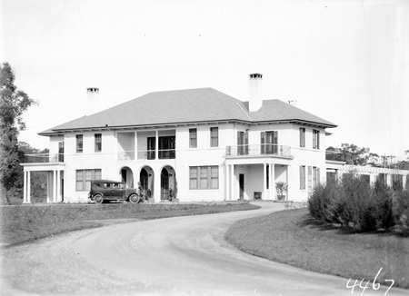 Prime Minister's Lodge, front entrance.