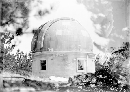  Mount Stromlo Observatory, thirty inch Reynolds Telescope, under construction.