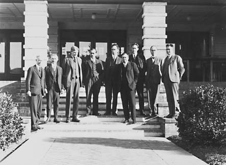 Group at Hotel Canberra, Institute of Architects' Conference