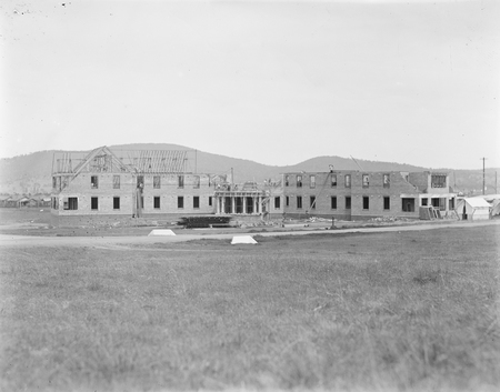 Hotel Ainslie under construction, from the north.