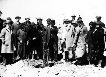 Empire Parliamentary Association tree planting ceremony