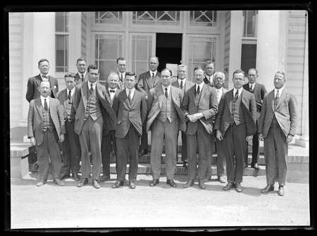 Senior officers of Federal Capital Commission, John Butters in centre front.
