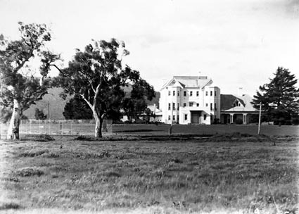 Private Entrance, Government House,Residence of the Governor General, Yarralumla